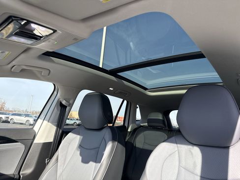 New 2026 Volkswagen Tiguan SE image 23