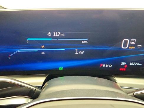 Used 2024 Cadillac Lyriq Sport image 13