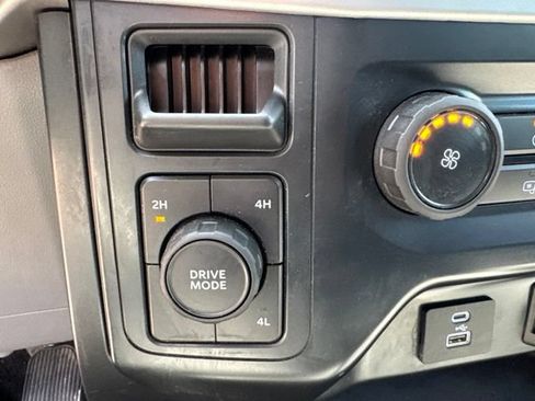 Used 2022 Ford F150 XL w/ Equipment Group 101A High AWD/4WD image 32