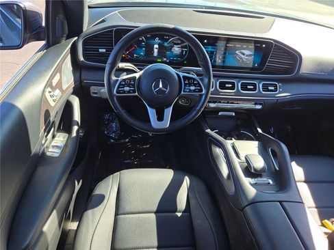 Used 2021 Mercedes-Benz GLS 450 4MATIC image 22