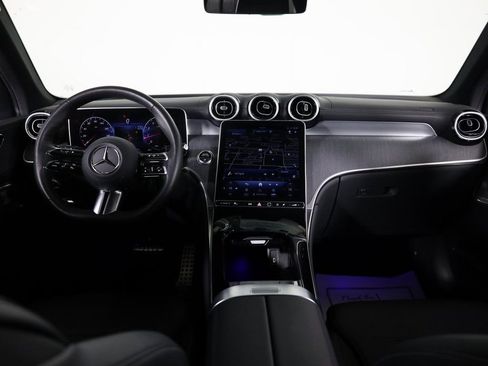 Used 2024 Mercedes-Benz GLC 300 4MATIC image 37
