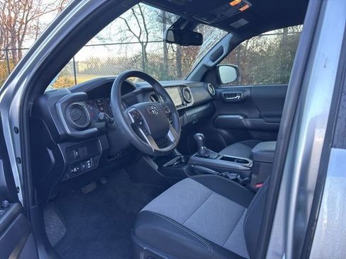 Used 2023 Toyota Tacoma 4x4 Double Cab image 15
