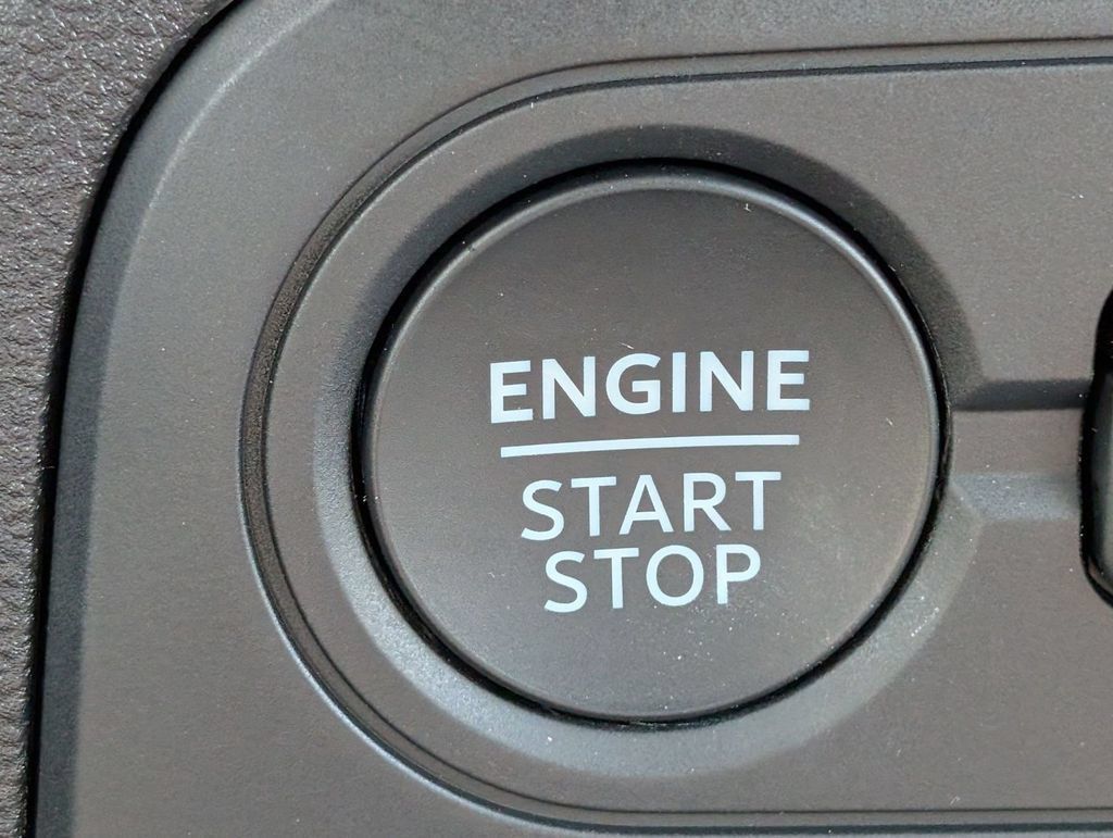 New 2026 Ford Bronco Sport Outer Banks w/ Outer Banks Tech Package+ AWD/4WD image 45
