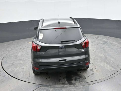 Used 2019 Ford Escape SE FWD image 22
