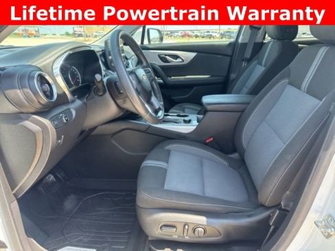 Used 2023 Chevrolet Blazer LT w/ Convenience Package FWD image 2