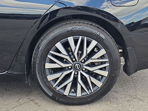 Used 2023 Nissan Altima 2.5 SV w/ SV Premium Package image 37