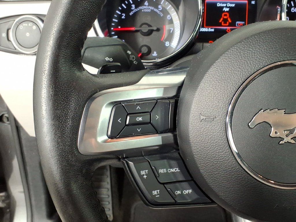 Used 2017 Ford Mustang Premium RWD image 15