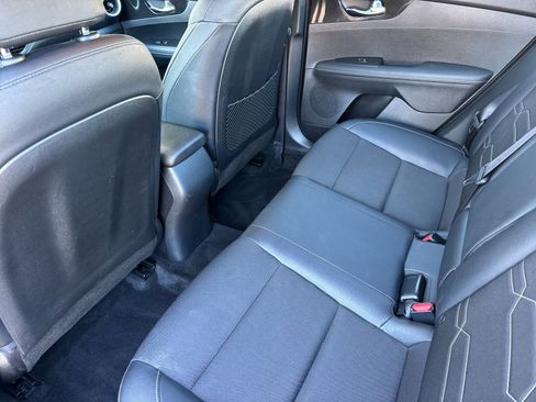 Certified 2023 Kia Forte GT-Line image 12