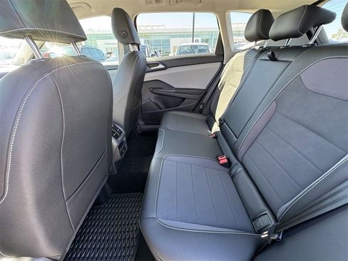 New 2024 Volkswagen Taos SE image 24