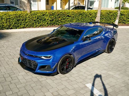 Used 2019 Chevrolet Camaro ZL1 image 10