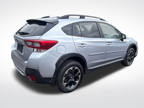 Used 2022 Subaru Crosstrek 2.0i Premium w/ Moonroof Package AWD/4WD image 8