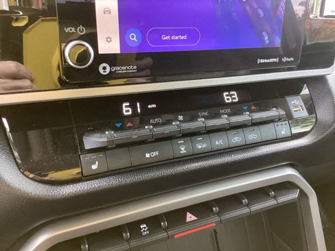 Used 2023 Toyota Tundra SR5 w/ SR5 Premium Package RWD image 16