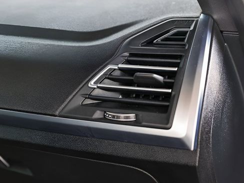 Used 2024 BMW X3 xDrive30i w/ Convenience Package image 70