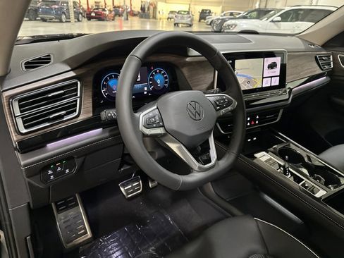 New 2026 Volkswagen Atlas SEL Premium R-Line AWD/4WD image 15