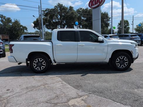 Used 2024 Nissan Frontier SL w/ Technology Package RWD image 4