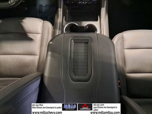 Used 2023 Chevrolet Tahoe Z71 w/ Luxury Package image 19