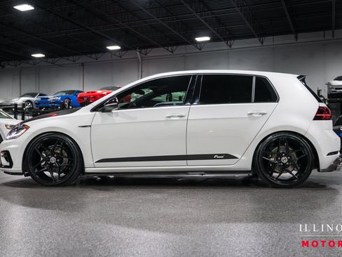 Used 2019 Volkswagen Golf R 4-Door AWD/4WD image 2