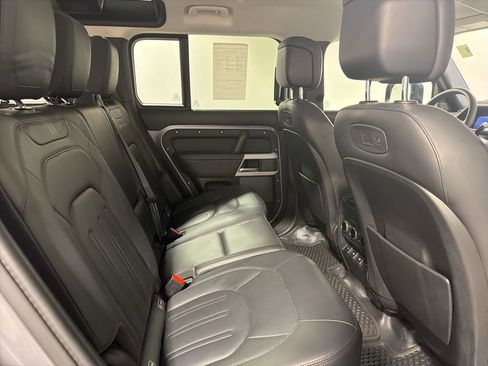 Used 2020 Land Rover Defender 110 HSE AWD/4WD image 27