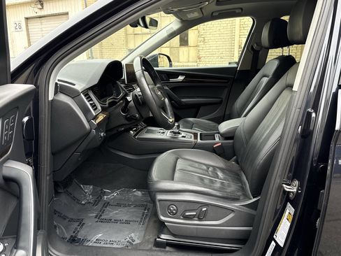 Used 2019 Audi Q5 2.0T Premium Plus w/ Premium Plus Package image 29