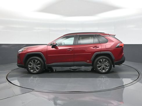 Certified 2024 Toyota RAV4 XLE Premium AWD/4WD image 4