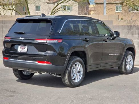 New 2026 Jeep Grand Cherokee Laredo X image 9