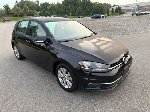 Used 2019 Volkswagen Golf SE FWD image 5