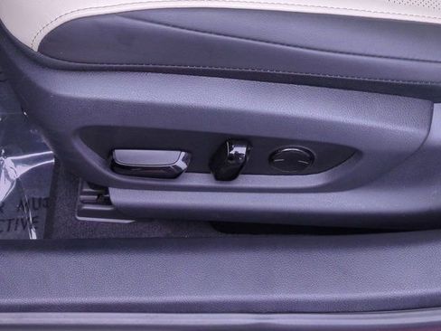 Used 2025 Lexus ES 300h w/ Premium Package image 18