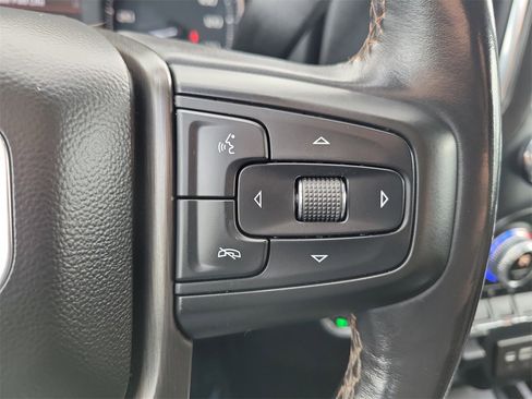 Used 2022 GMC Sierra 3500 AT4 w/ AT4 Preferred Package image 6