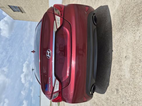 Used 2014 Hyundai Sonata SE w/ Premium Package 04 FWD image 6