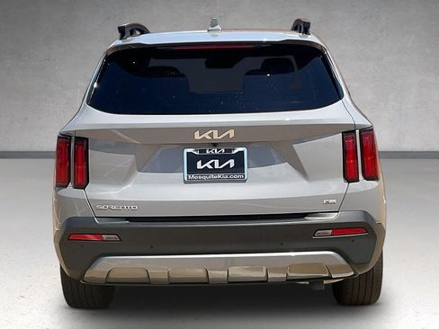 Used 2023 Kia Sorento SX Prestige AWD/4WD image 5