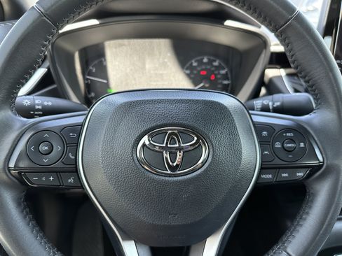 Used 2024 Toyota Corolla SE w/ SE Package FWD image 24