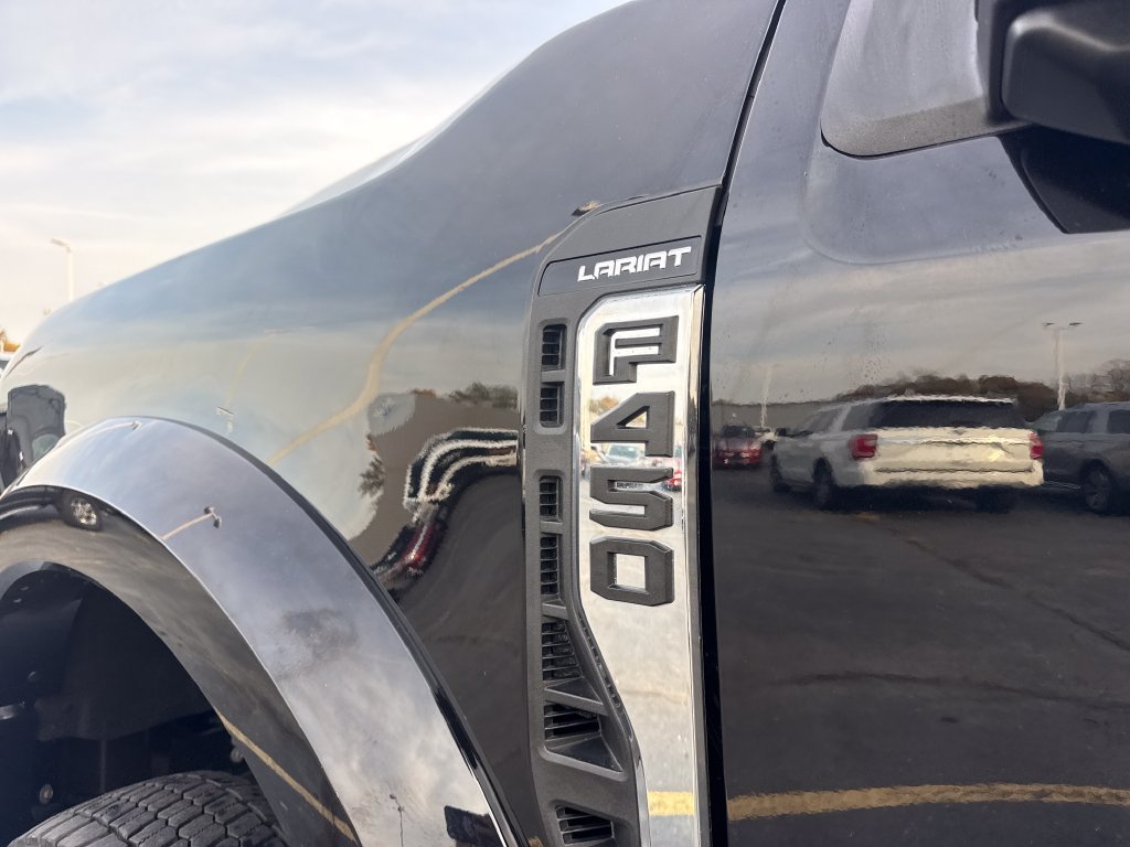 Used 2025 Ford F450 Lariat w/ Lariat Ultimate Package AWD/4WD image 26