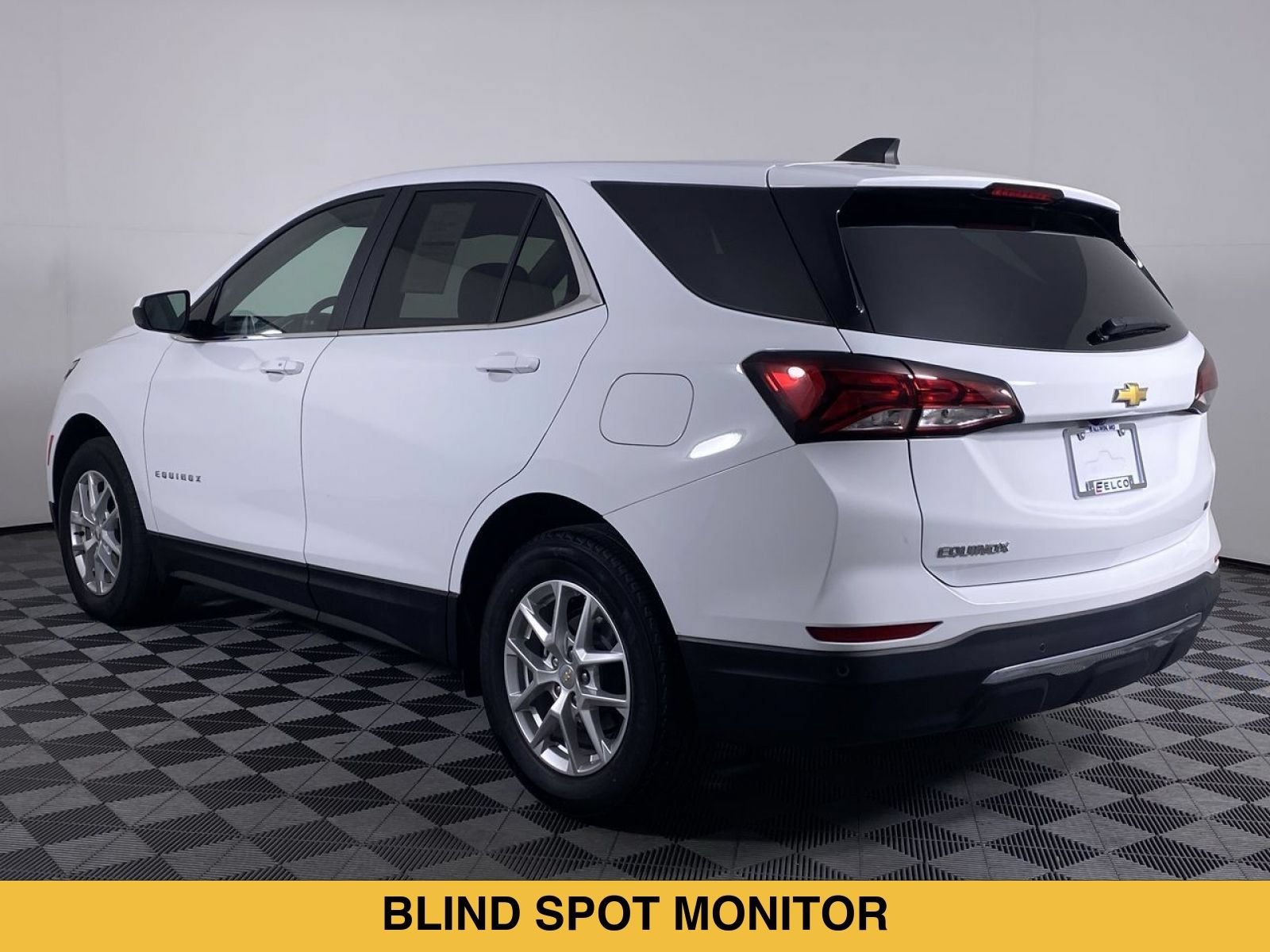 Certified 2024 Chevrolet Equinox LT w/ LPO, Floor Liner Package FWD image 17