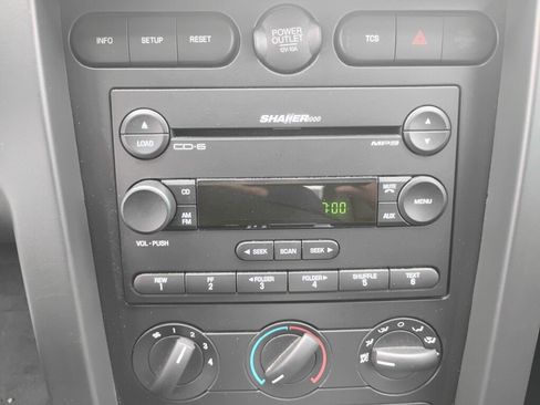 Used 2006 Ford Mustang GT Premium RWD image 17