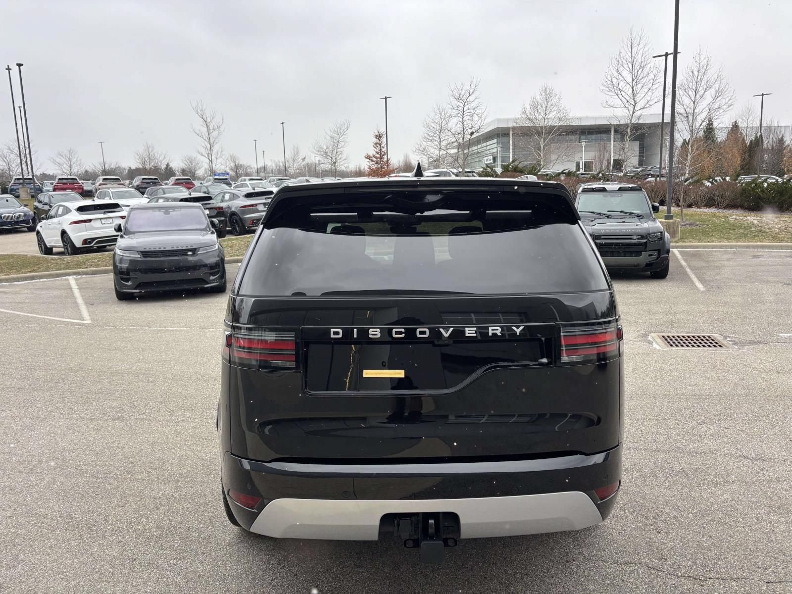 New 2026 Land Rover Discovery Limited Edition AWD/4WD image 6