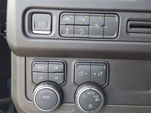 Used 2024 Chevrolet Tahoe Premier image 26