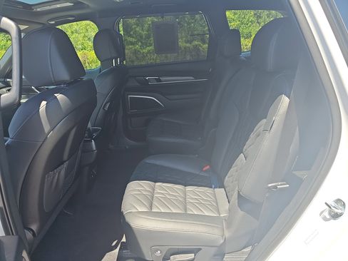 Used 2025 Kia Telluride EX X-Line AWD/4WD image 15