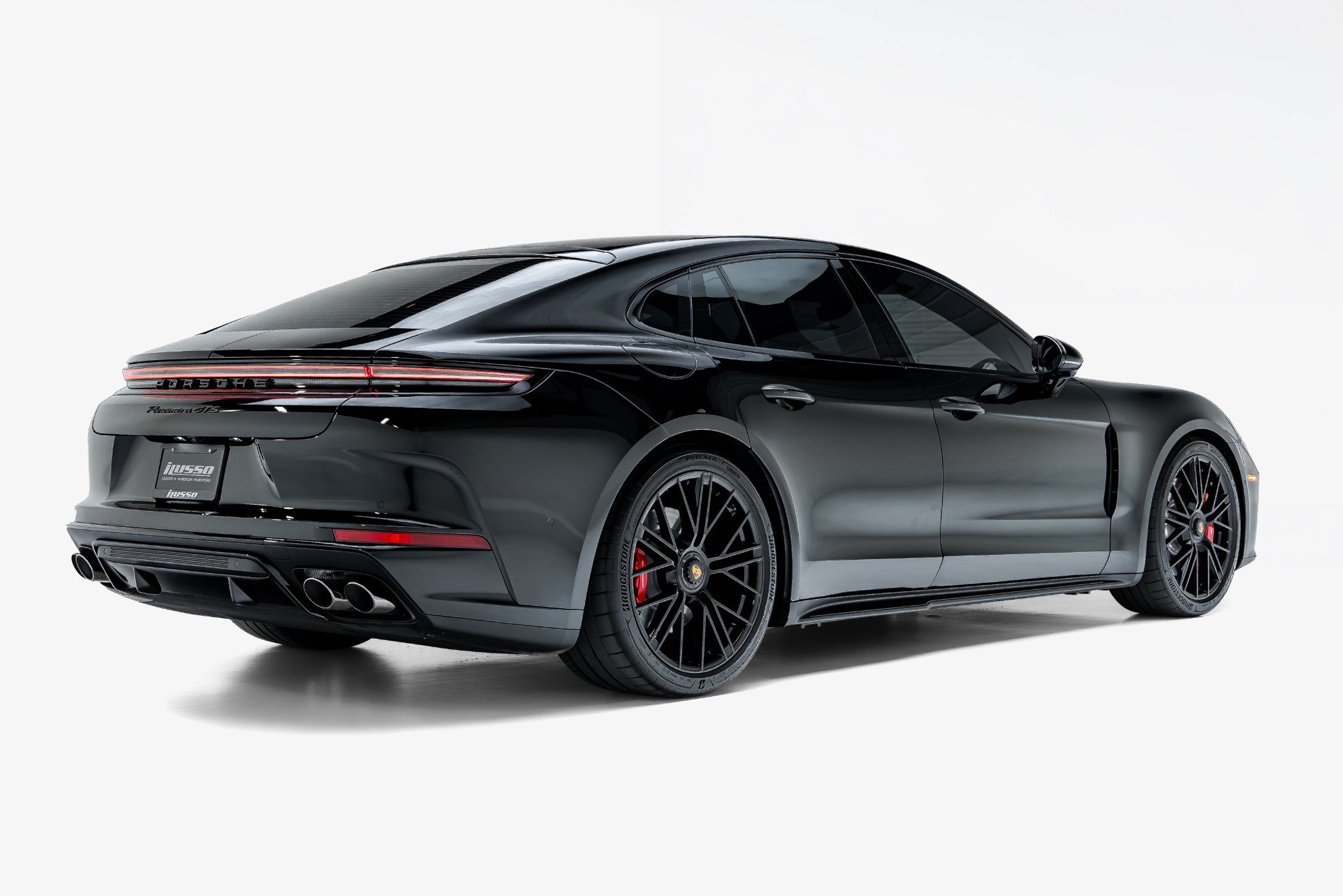 Used 2026 Porsche Panamera GTS w/ Premium Package AWD/4WD image 2