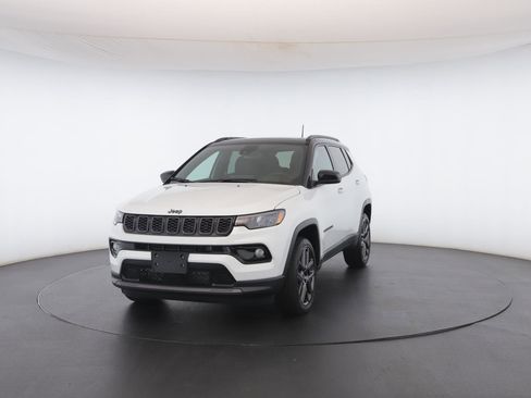 New 2026 Jeep Compass Limited w/ Sun, Sound & Navigation Group image 37