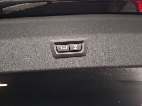 Used 2024 BMW X4 M40i w/ Premium Package image 29