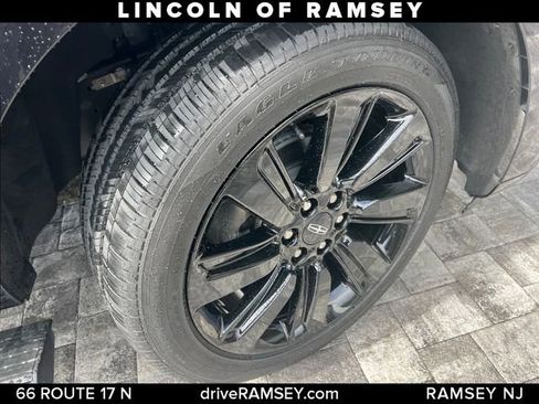 Used 2022 Lincoln Navigator L Reserve AWD/4WD image 26