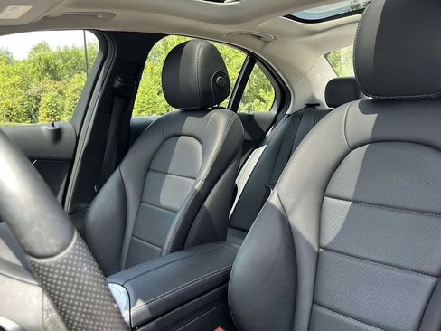 Used 2017 Mercedes-Benz C 300 4MATIC Sedan image 26