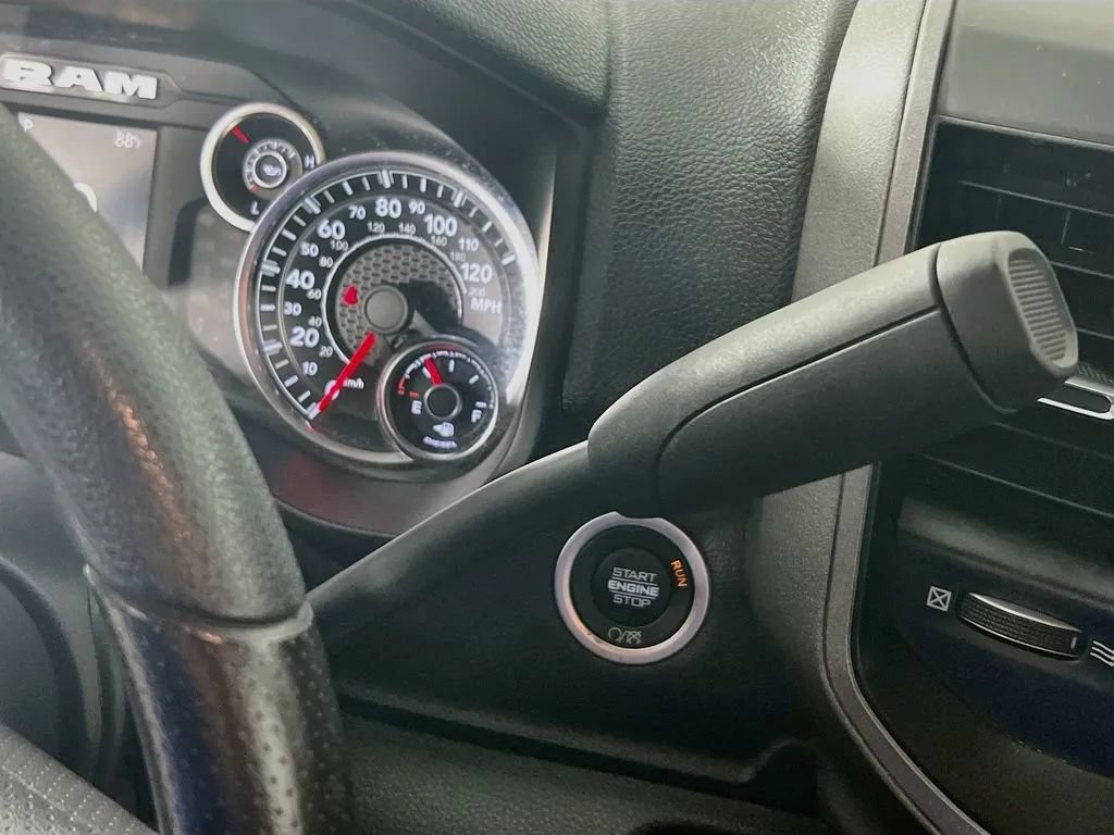 Used 2023 RAM 3500 Tradesman w/ Chrome Appearance Group AWD/4WD image 17