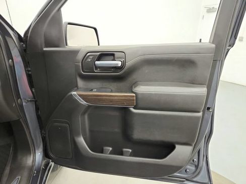 Used 2021 Chevrolet Silverado 1500 LT AWD/4WD image 40