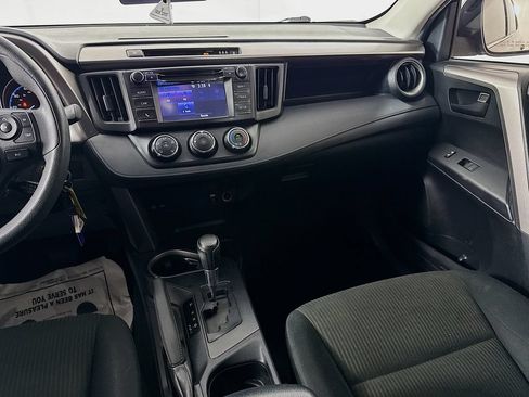 Used 2017 Toyota RAV4 LE FWD image 26