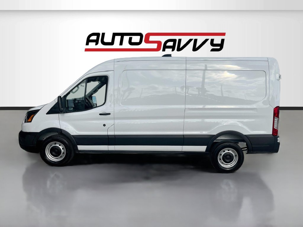Used 2026 Ford Transit 250 148 Medium Roof RWD image 4