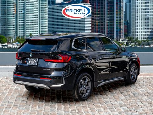 Used 2025 BMW X1 xDrive28i image 5
