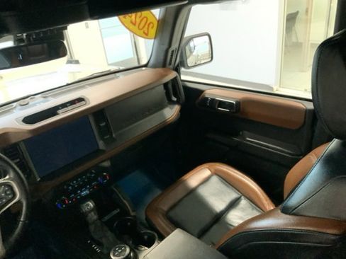 Used 2024 Ford Bronco Outer Banks image 36