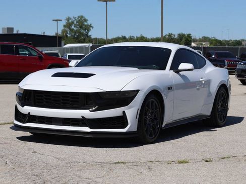 Used 2024 Ford Mustang GT Premium RWD image 6