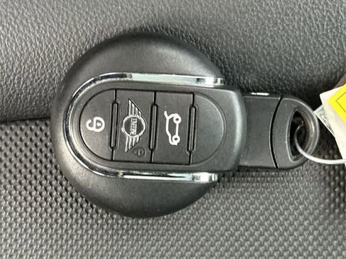 Used 2023 MINI Cooper Countryman image 19